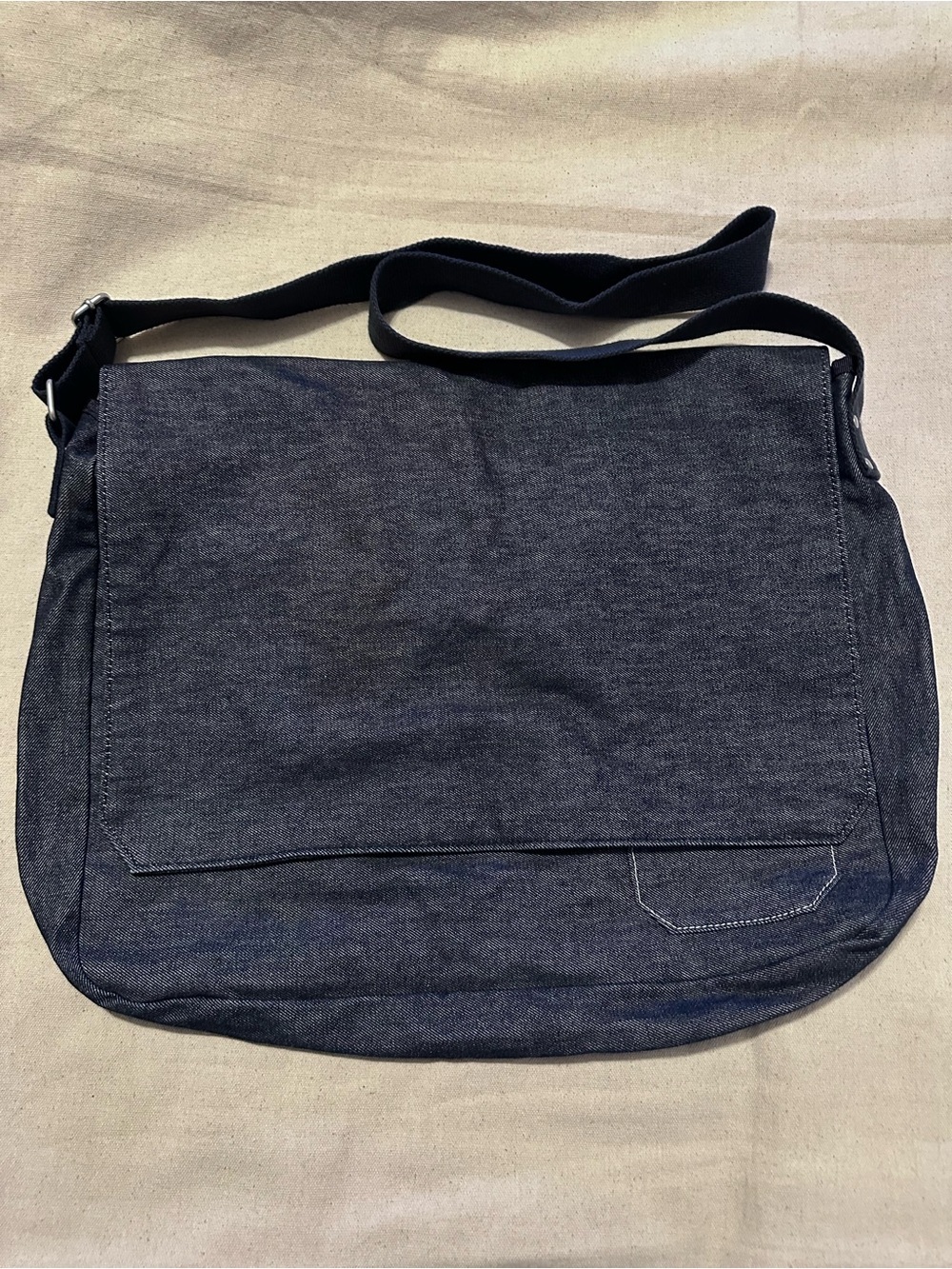 GAP | Bag | GAP Classic Y2K Messenger Bag in Dark Denim Blue